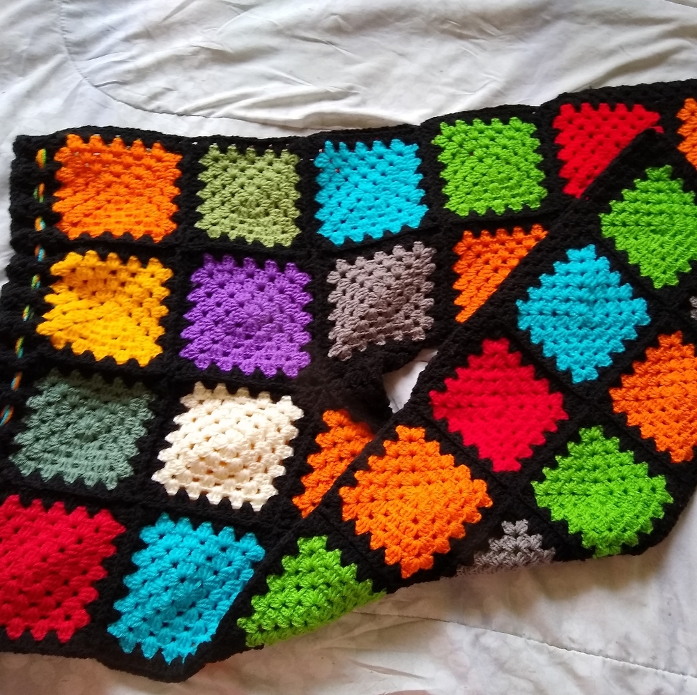 Granny square vintage style crochet pants - Picture 4 of 8